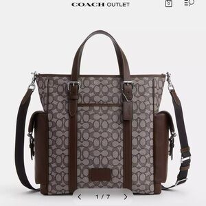Coach Signature Canvas Messenger in Jacquard